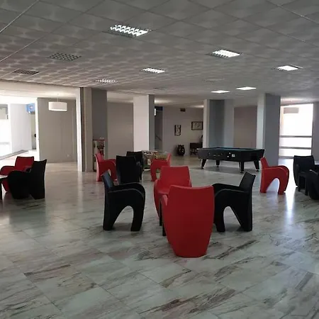 Entire Tarik By Atlantichotels With Kitchenettes, Near Rocha Portimao