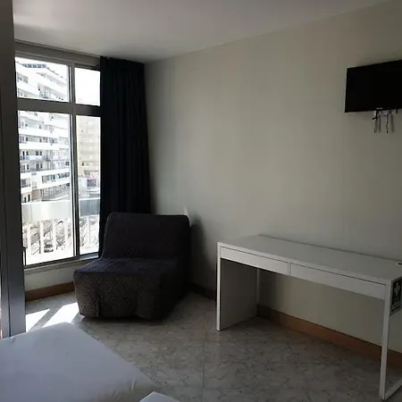 Entire Tarik By Atlantichotels With Kitchenettes, Near Rocha شقة *