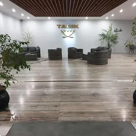 Entire Tarik By Atlantichotels With Kitchenettes, Near Rocha شقة